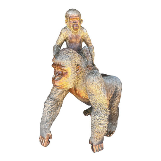 MOM AND BABY GORILLAS