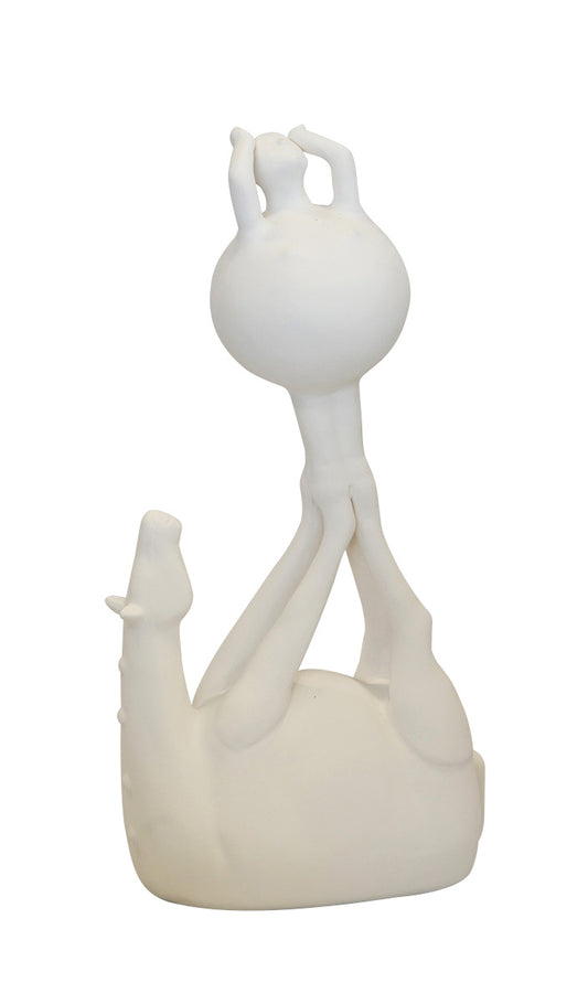 PORCELAIN ON TOP OF THE WORLD STATUE