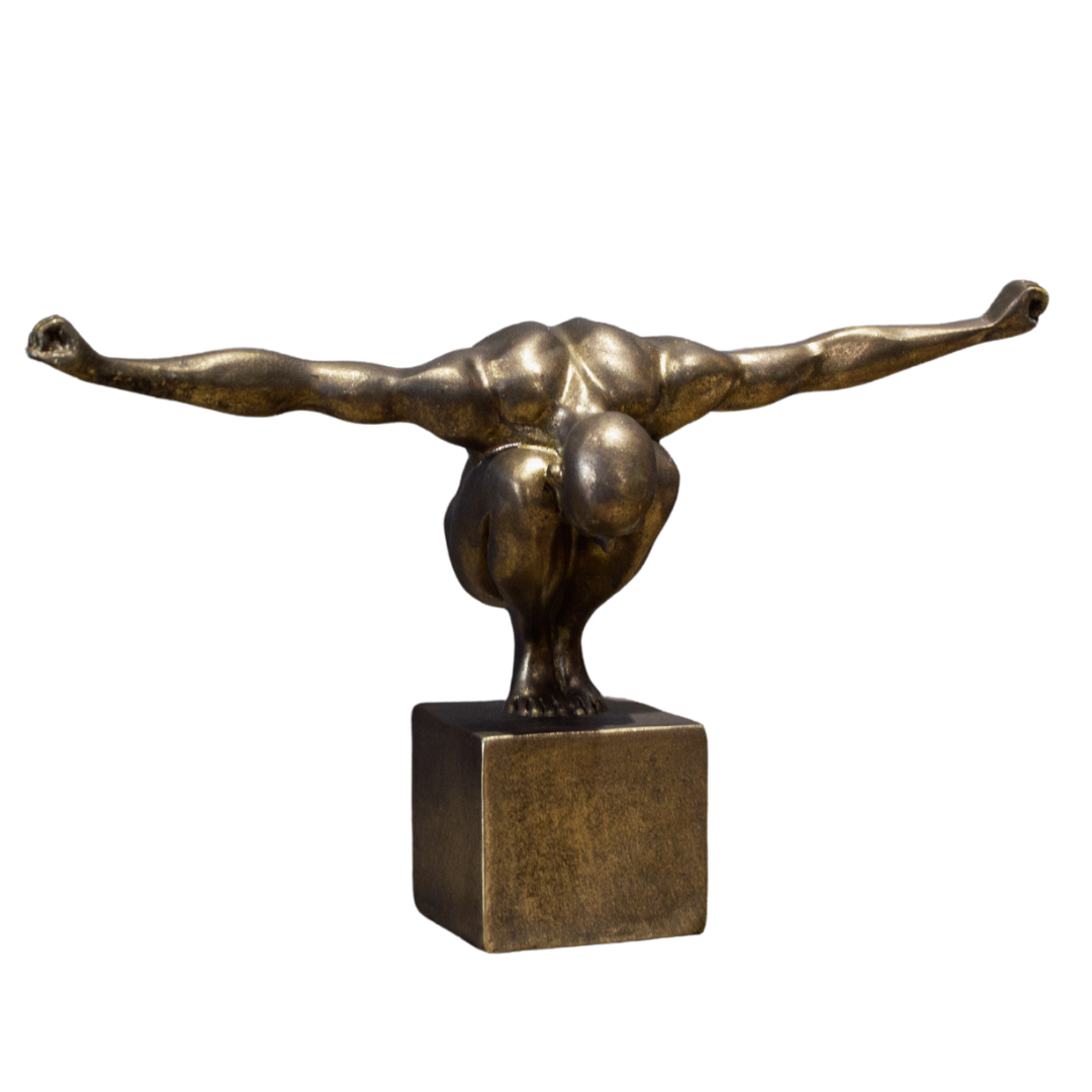 SPORTMAN ON PLINTH 32X13X21CM