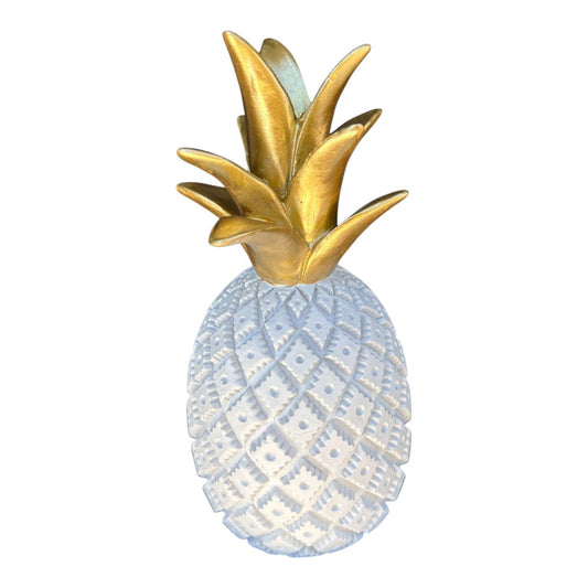 PINEAPPLE SCULPTURE MEDIUM