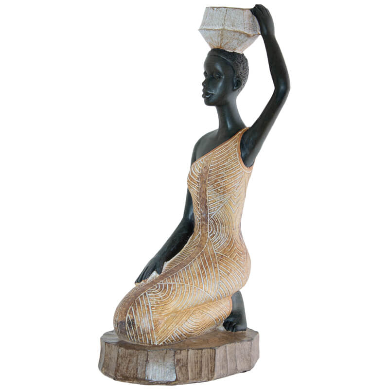 SHONA LADY HAND ON HEAD 24CM