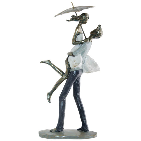 LOVERS WITH UMBRELLA 36CM